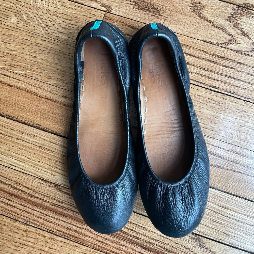Tieks in Classic Matte Black Leather size 7
